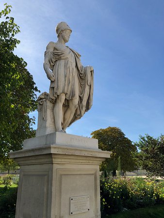 Résultat de recherche d'images pour "STATUE DE PERICLES tuileries"