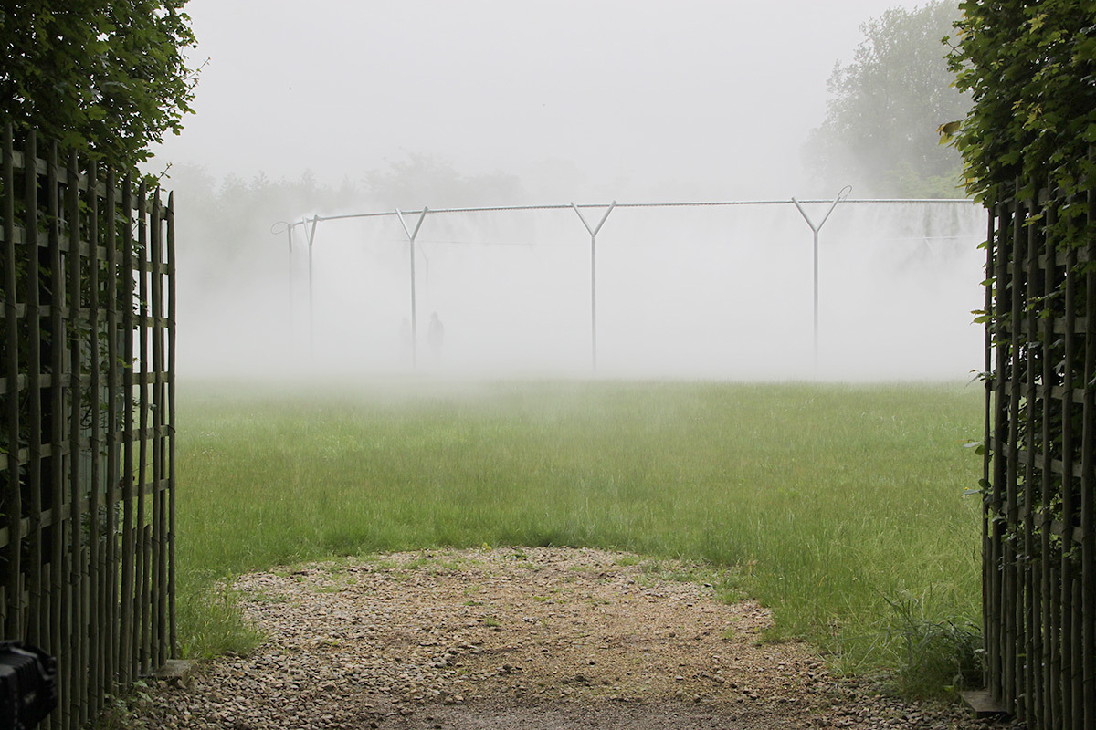 Olafur Eliasson, Fog assembly, 2016 - Château de Versailles, France - Photo : Vincent Laganier