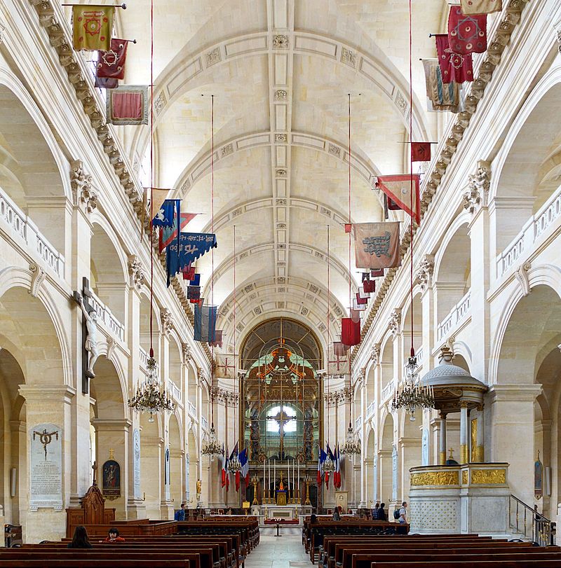 Nef de la cathédrale Saint-Louis des Invalides
