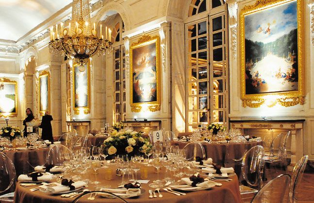 Galerie des Cotelle : assis : 220 pax / debout : 400 pax