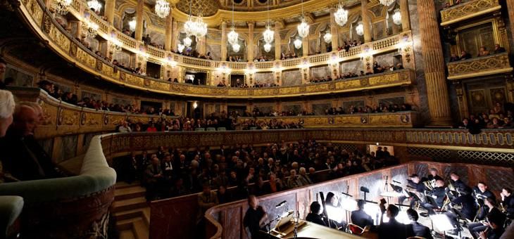 Prix de location de l'Opéra royal : 58 000 euros